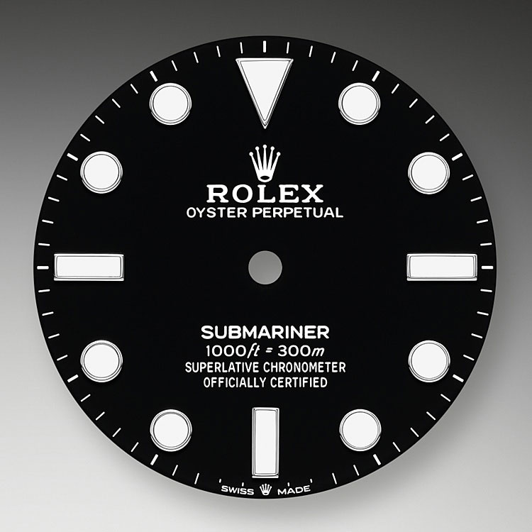 black dial Rolex Submariner in Quera