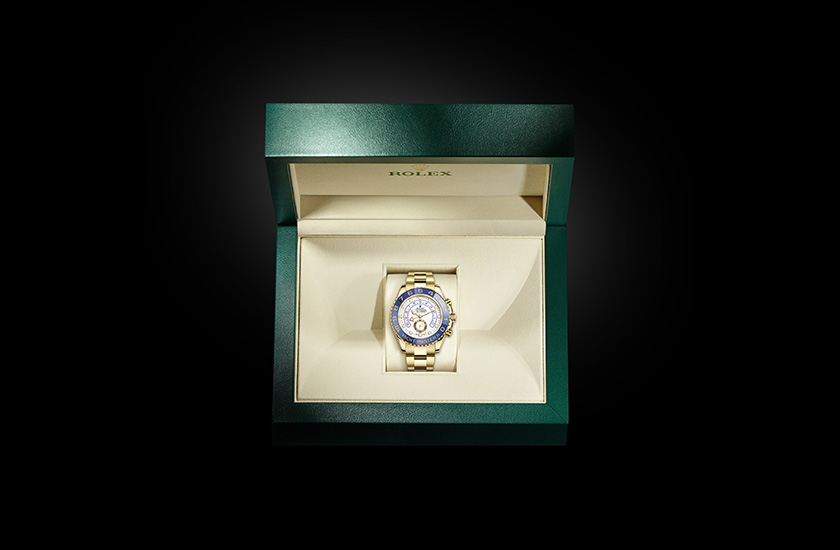 Estuche reloj Rolex Yacht-Master II de oro amarillo y esfera blanca  Quera