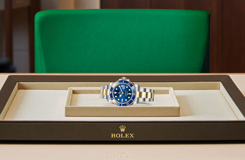 Reloj Rolex Submariner Date de acero Oystersteel, oro amarillo y esfera azul real  en Quera