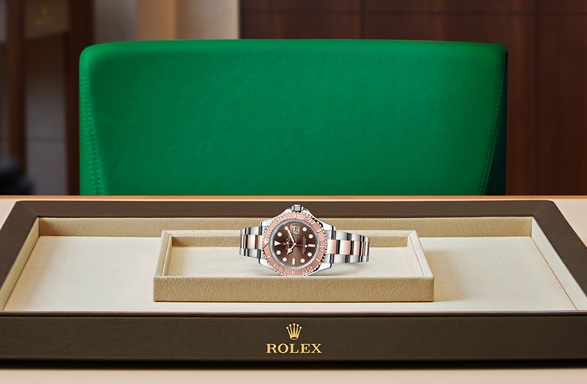 Presentación reloj Rolex Yacht-Master 40 de acero Oystersteel y oro Everose y esfera chocolate en Quera