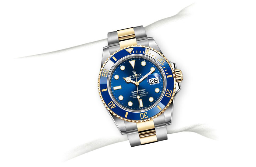 Simulación muñeca Rolex Submariner Date Oystersteel, yellow gold and Royal blue in Quera